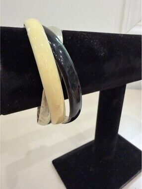 Vintage Three-Tone Interlocking Bangle Bracelet